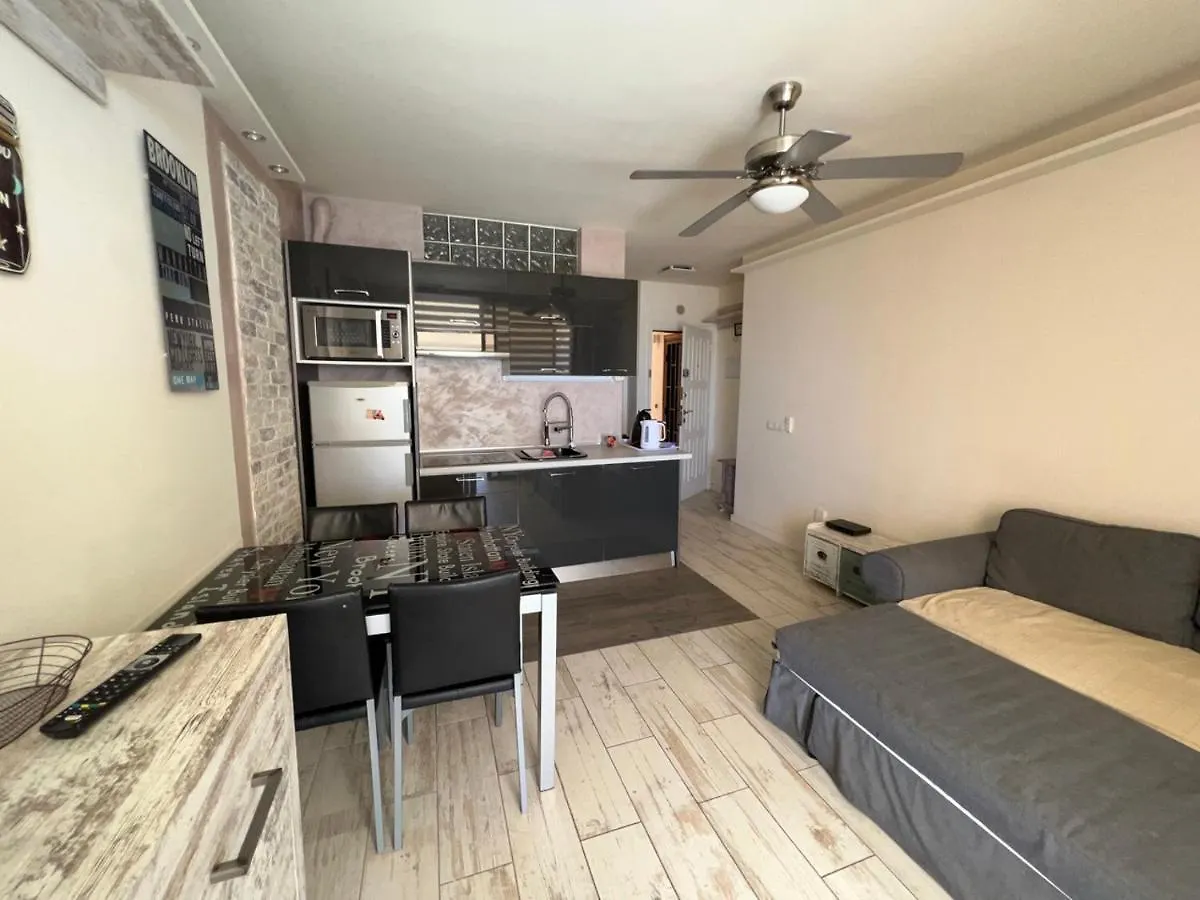 Golden Paradise Seaview Адехе Испания